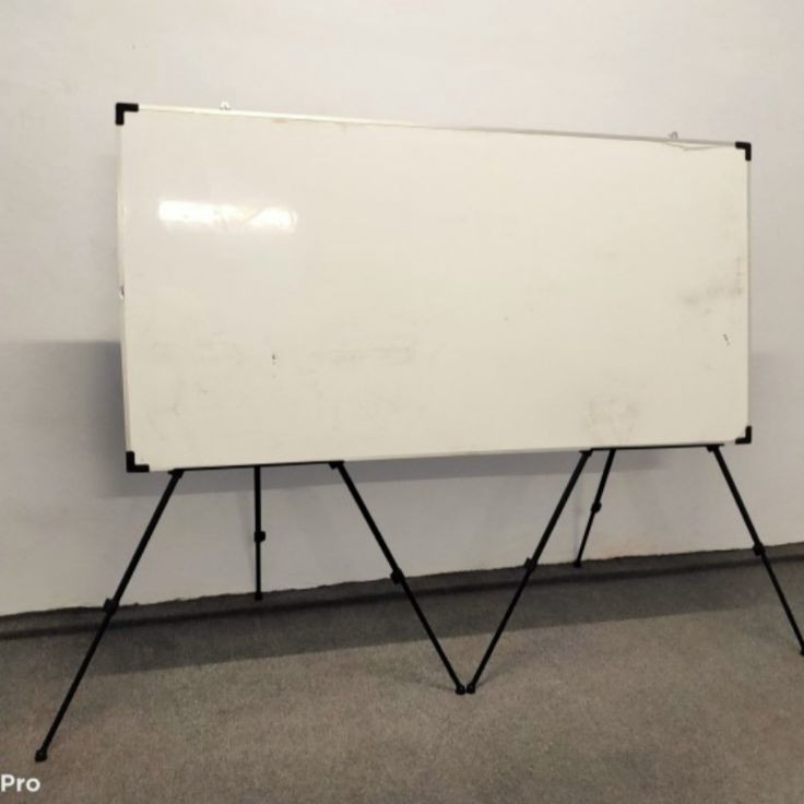 

Stand Whiteboard Papan Tulis Standing Tri Papan Tulis Whiteboard