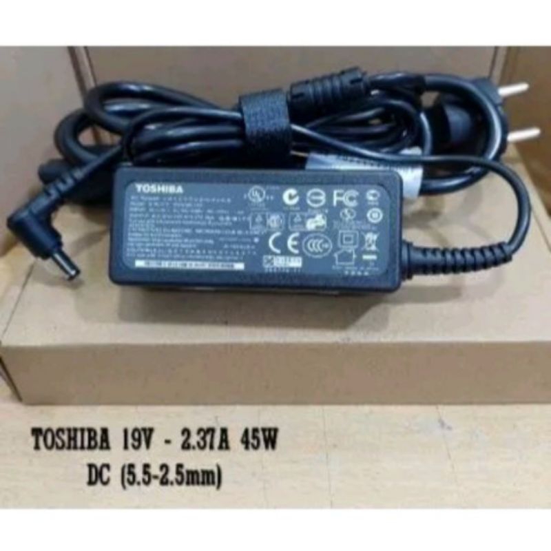 Adaptor Charger Toshiba Portege Z830 Z930 Z930-S9311 Z935