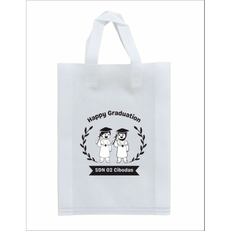 

Goodie bag ukuran 25x35x8cm goodie bag ulang tahun goodie bag gradution sekolah goodie bag lebaran