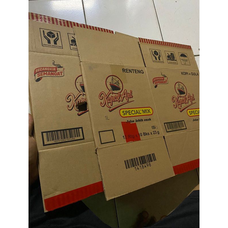 

Kardus bekas Kapal api mix