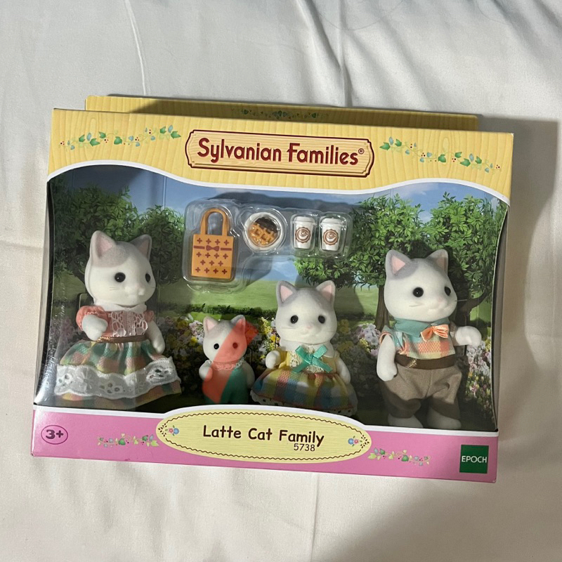(NEW) sylvanian families latte cat family
