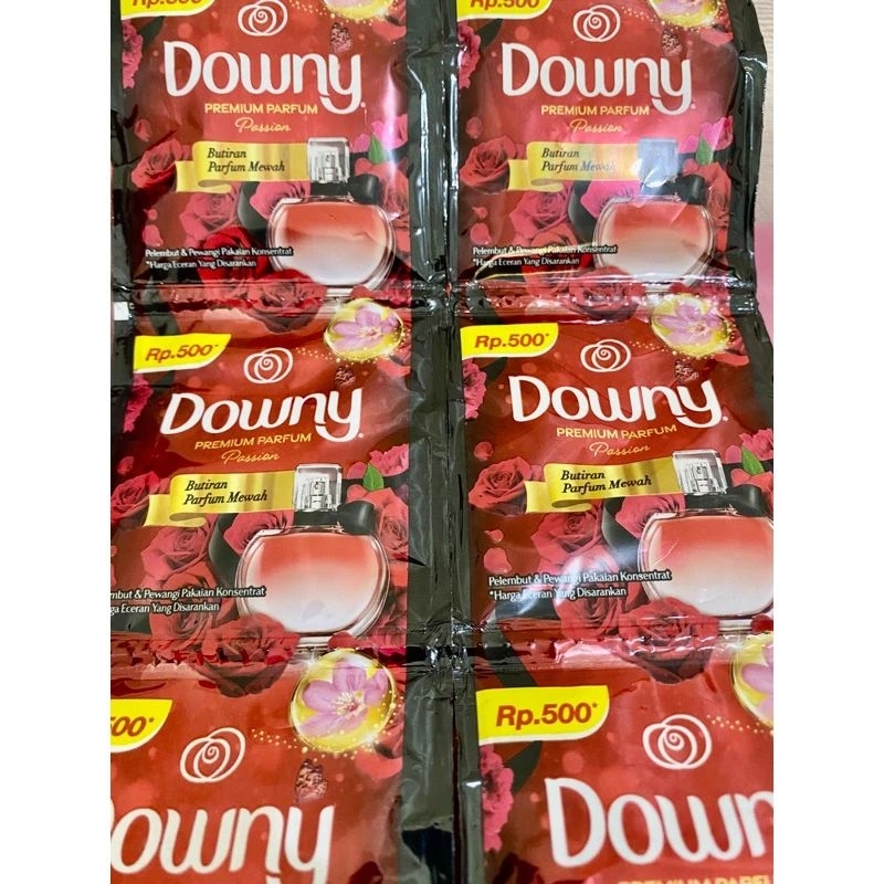 DOWNY PEWANGI PAKAIAN KEMASAN SACHET 24 SACHET