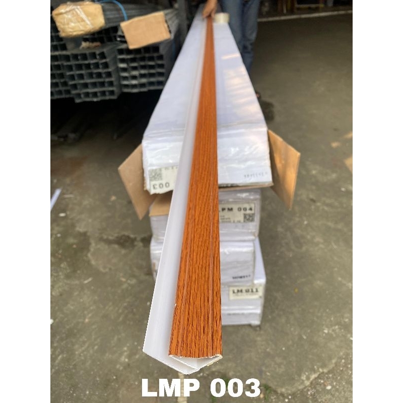 List Tembok Plafon Pvc Serat Kayu 3 Cm