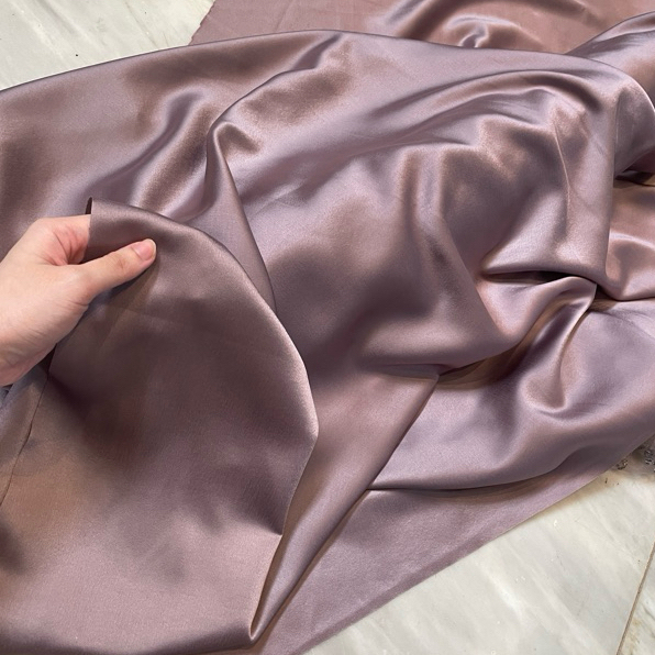 1/2 Meter Bahan Kain Satin Maxmaara Warna Ungu Taro Lembut Halus Jatuh Bahan Bridesmaids Bahan Kebay