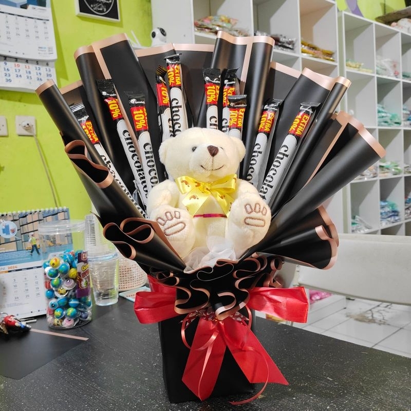 

Bucket Snack Chocolatos Boneka