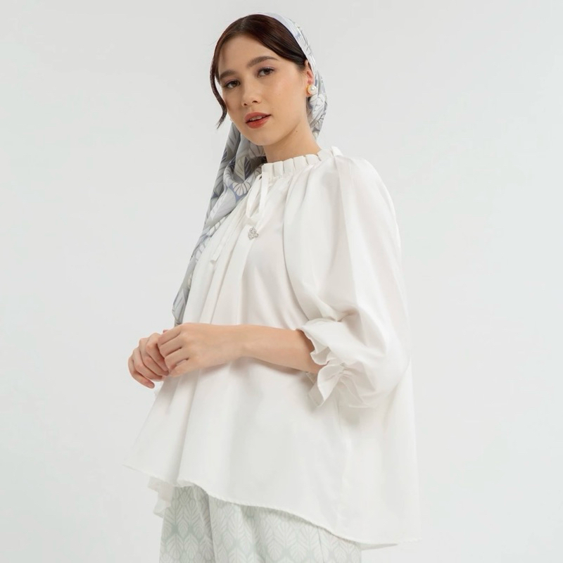 HIJABCHIC KANSAS TOPS HIJABCHIC BROKEN WHITE HIJABCHIC ATASAN HIJABCHIC TOP