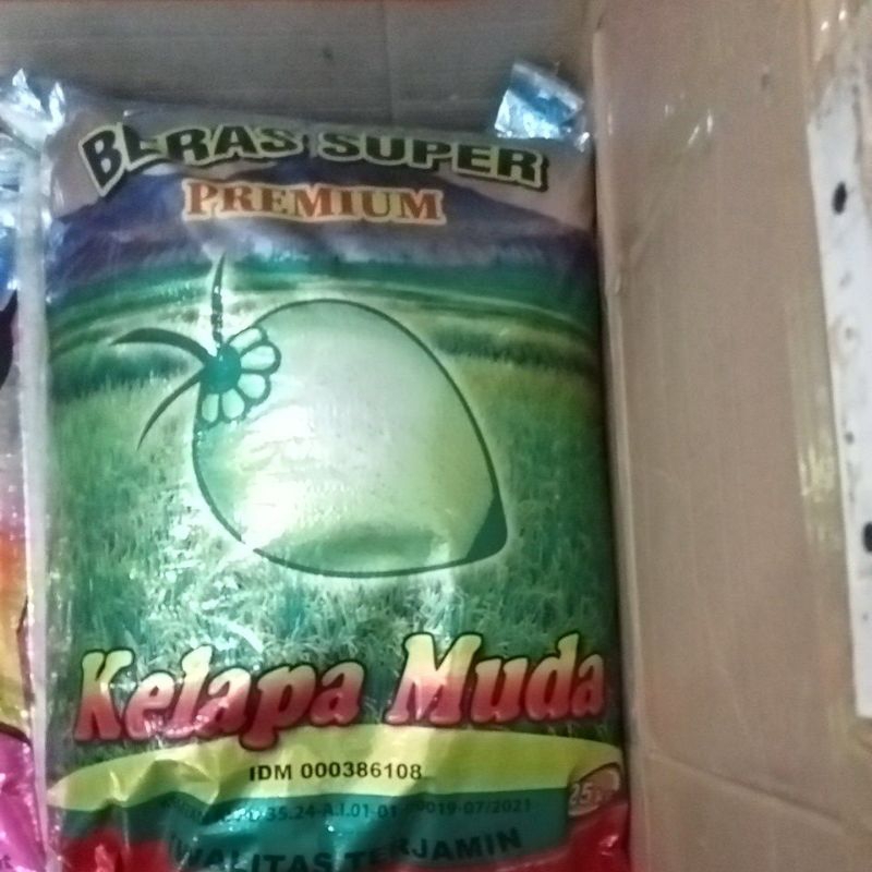 BERAS KELAPA MUDA 25KG