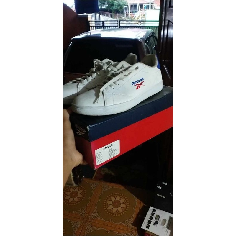 sepatu Reebok second original Reebok liat deskripsi terlebih dahulu