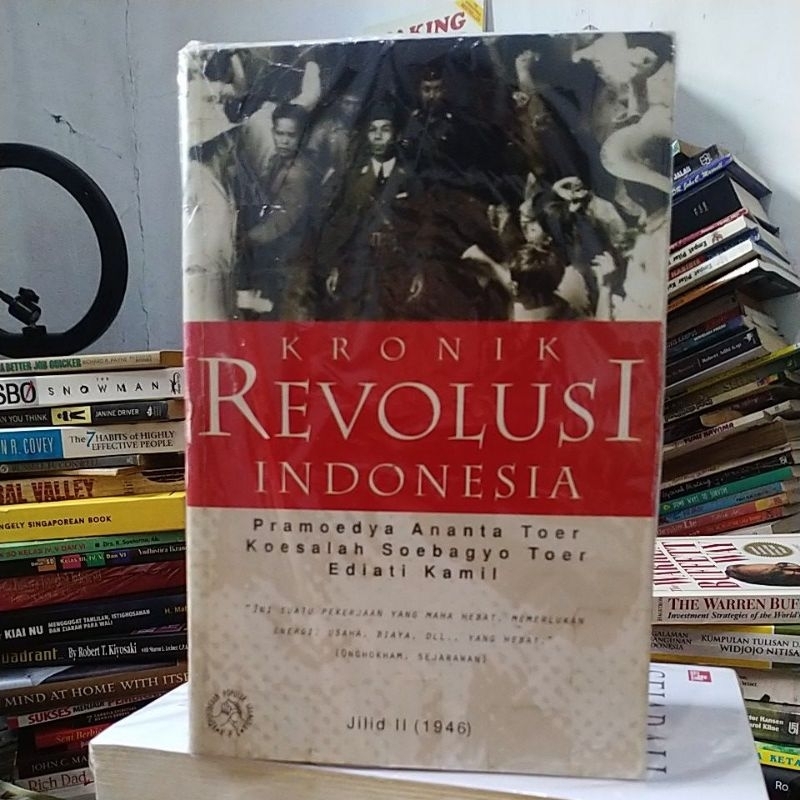 buku sejarah kronik revolusi Indonesia Pramoedya ananta Toer jilid 1 dan 2 original