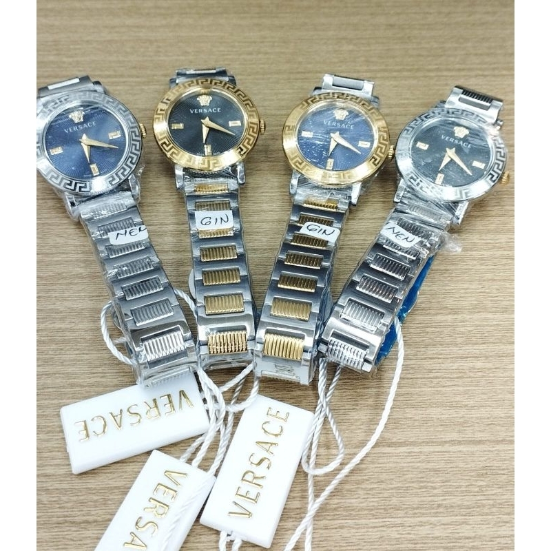 Jam Tangan Wanita  VERSACE Petit