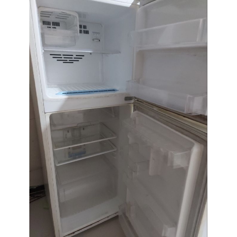 (Surabaya Only) Kulkas LG 2 Pintu (Second)