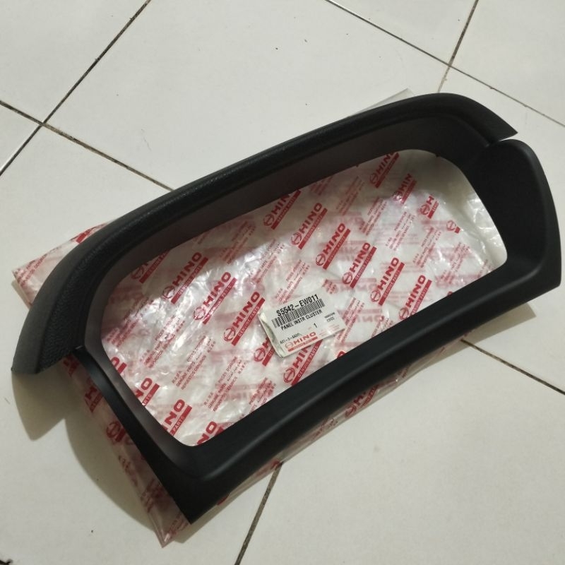 DASHBOARD TOPI SPEEDOMETER HINO 500 LOHAN FM260TI COVER SPEDOMETER