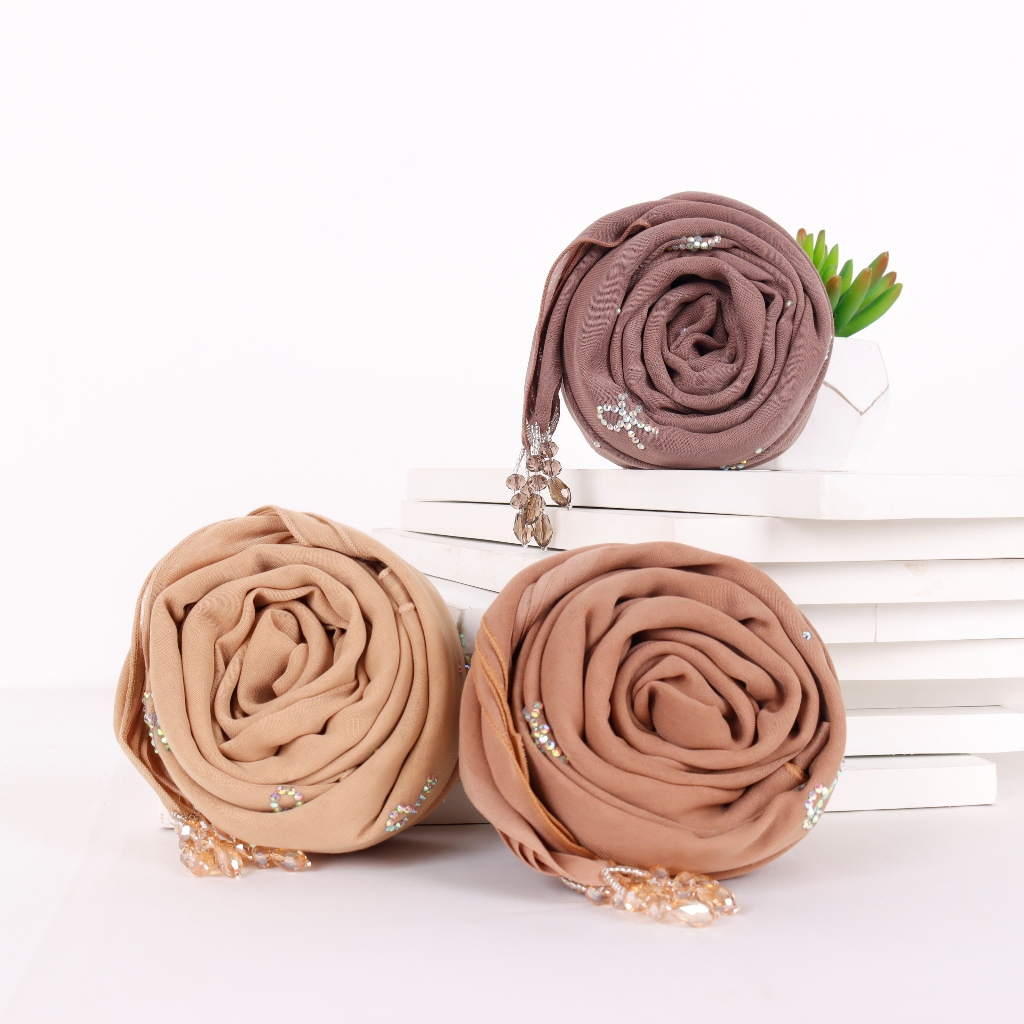 Today Scarf - Renka Scarves Paris Japan Square Crystal Signature by Nadiya