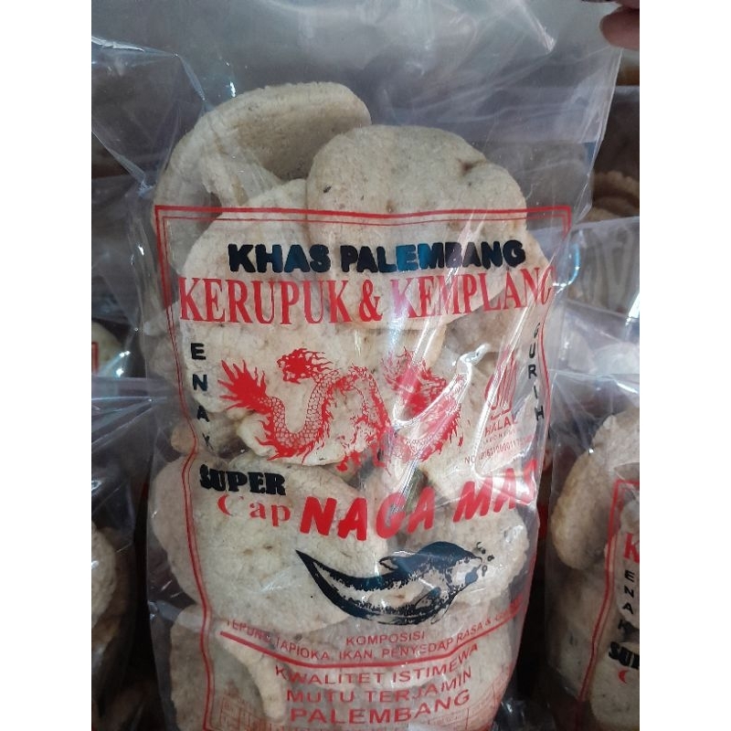 

KEMPLANG KULIT IKAN NAGA MAS 250 GRAM