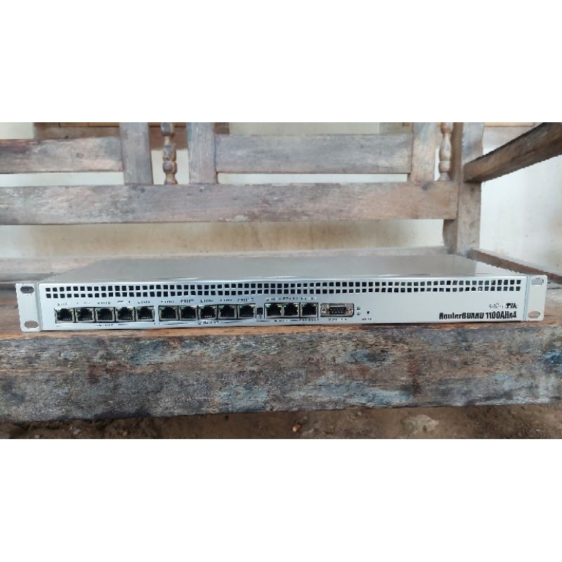 mikrotik 1100ahx4