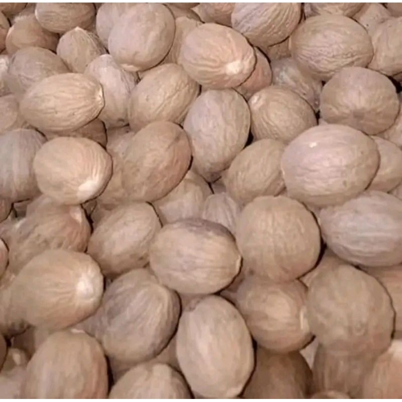 

Biji pala kupas 500 gram