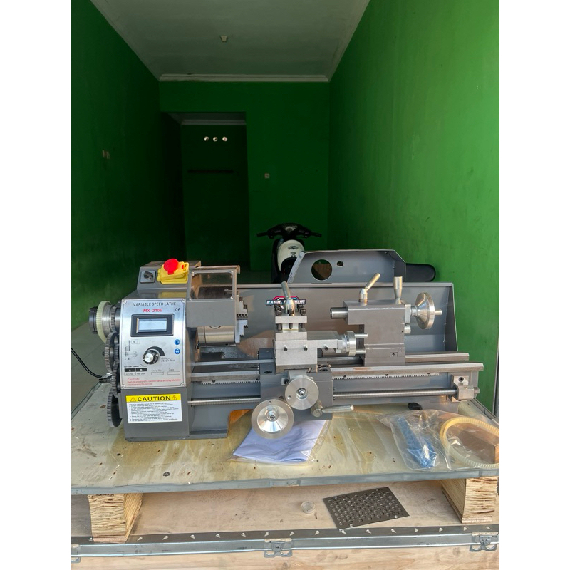 Mesin Bubut Mini set dengan jig siap pakai/Mesin bubut/mesin bubut mx210v