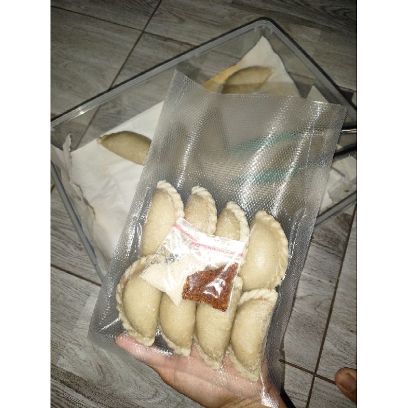 

CIRENG PEDAS MINI isi Ayam suwir / Jando / Bakso / Keju