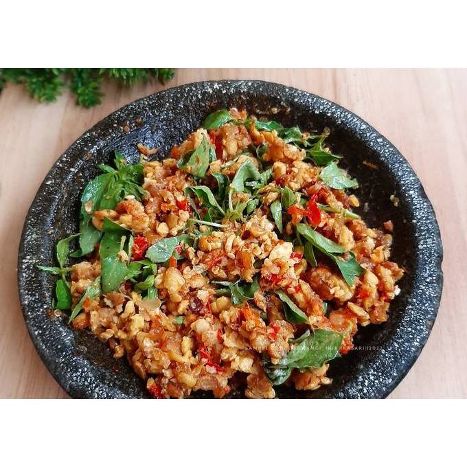 

KIRIM EXPRESS SAMBAL TEMPE KEMANGI 250G