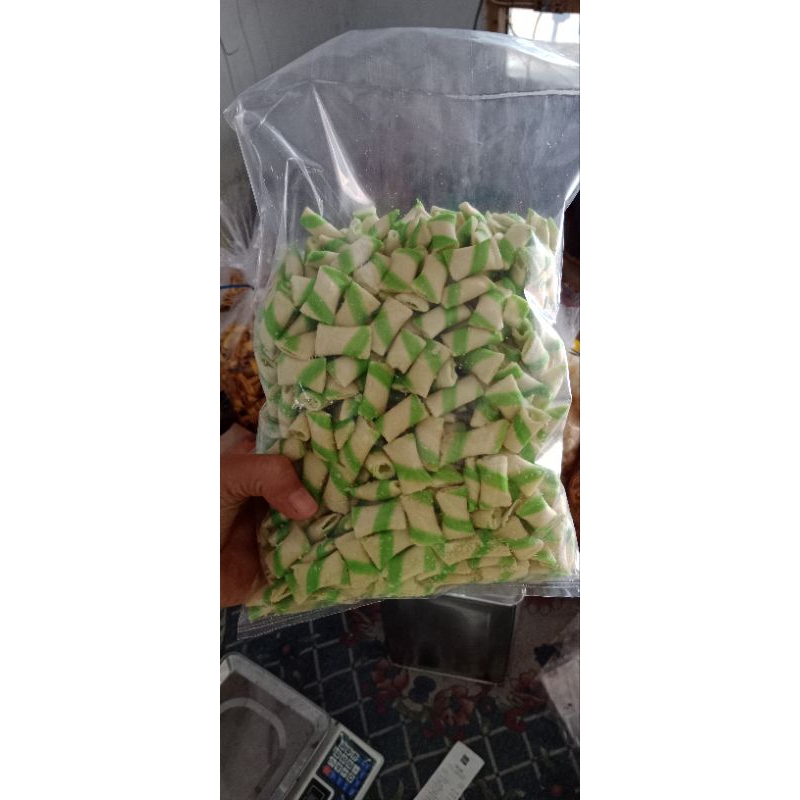 

snack pillow pandan
