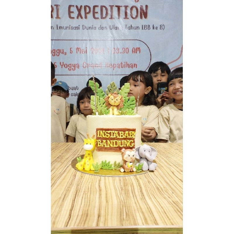 

cake safari kue ultah singa jerapah gajah