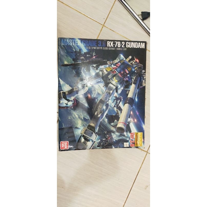 Gundam RX-78-2 VER 3.0 (1:100 MG)