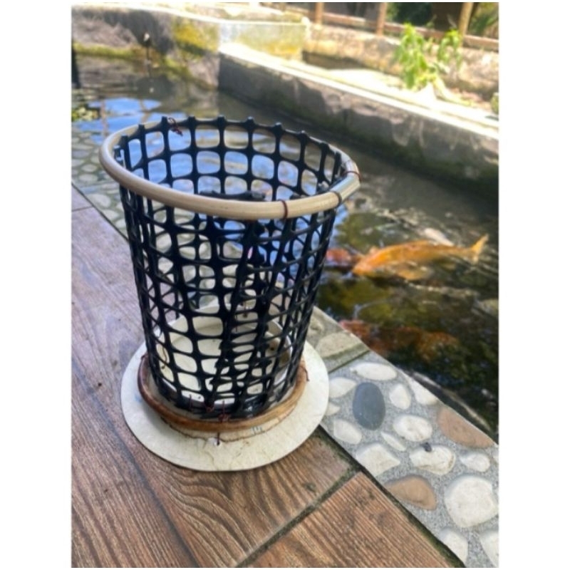 Pot Anggrek Duduk Paralon