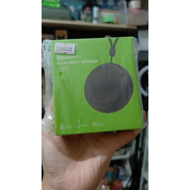 Robot Bluetooth speaker portable