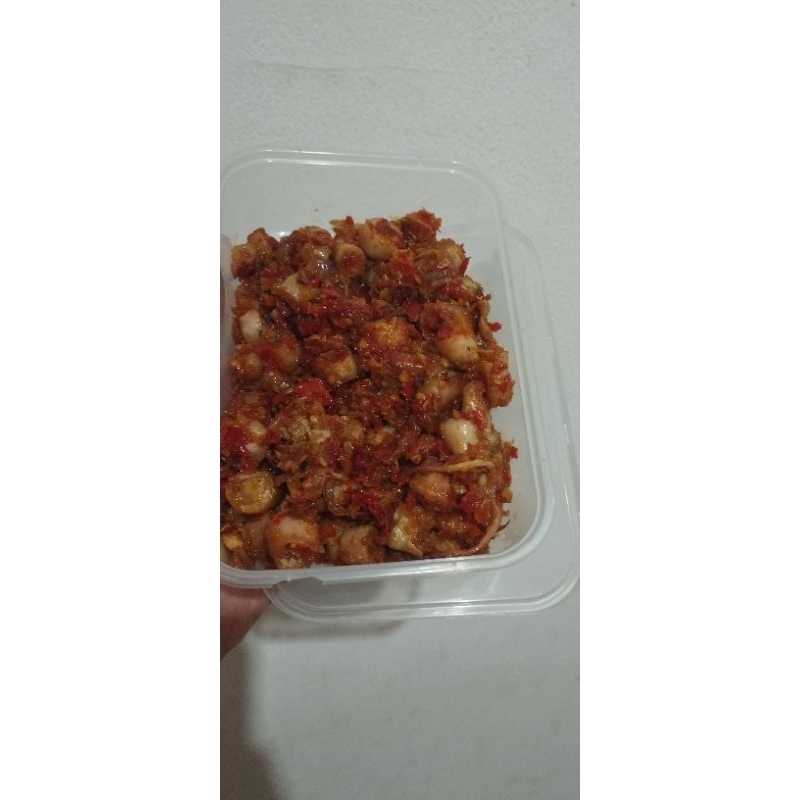 

sambal cumi asin. dengan rasa yang nikmat pedas nampol