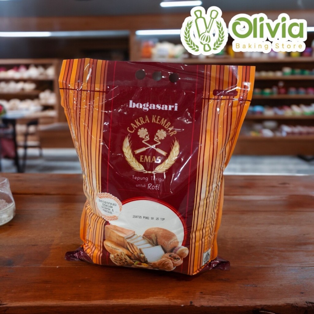 

Tepung CAKRA KEMBAR Emas Roti 5 Kg Terigu Spesial BOGASARI