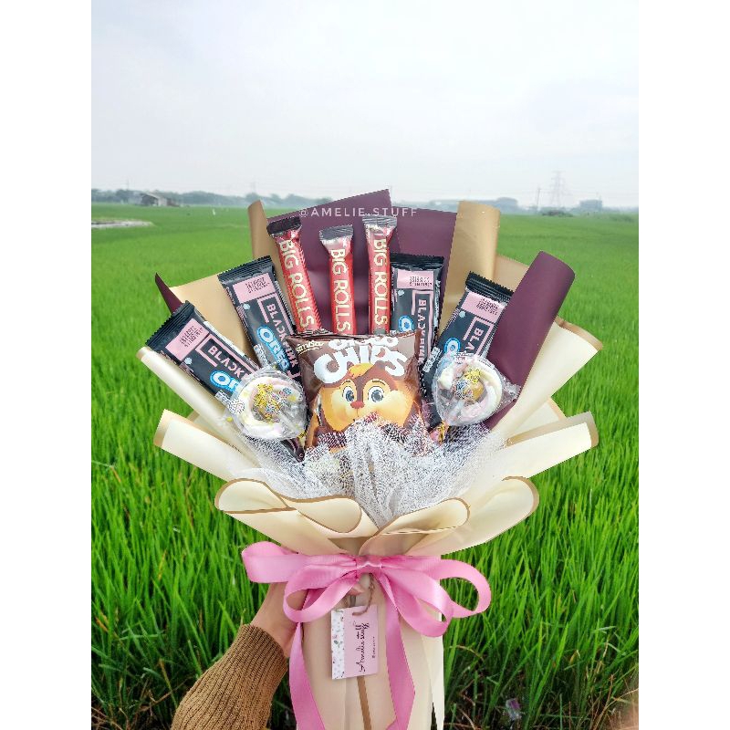 

Bucket snack murah, Buket wisuda, kado Buket Cantik, buket cemilan