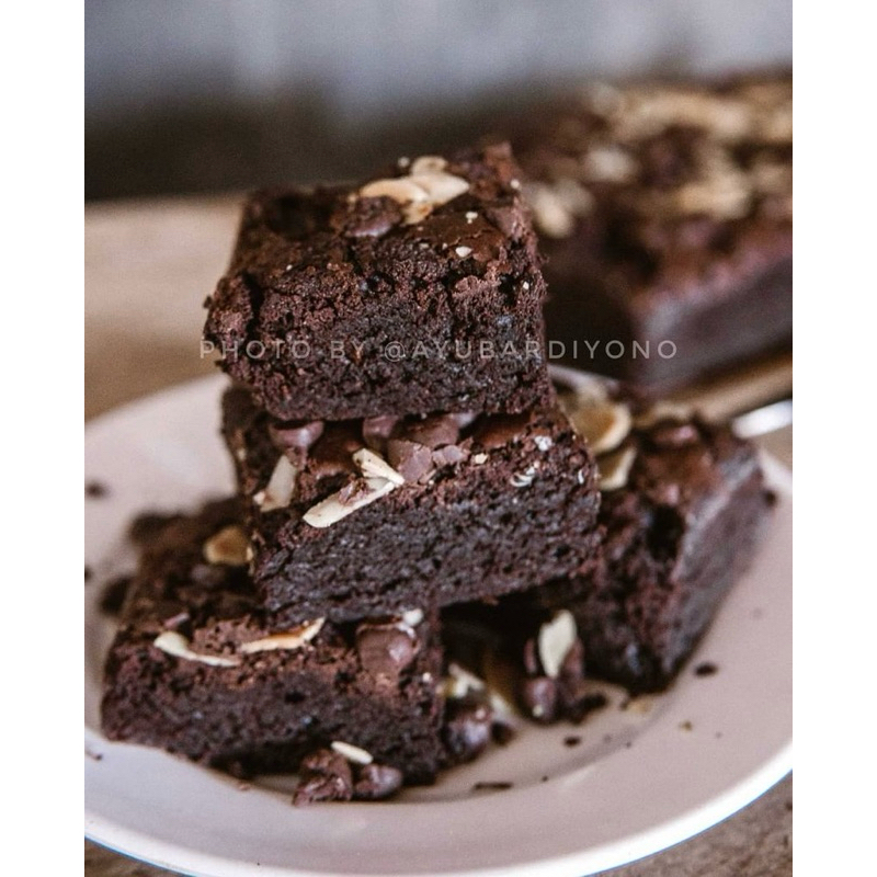 

Brownies Panggang Fudgy Brownies Bikinanlila