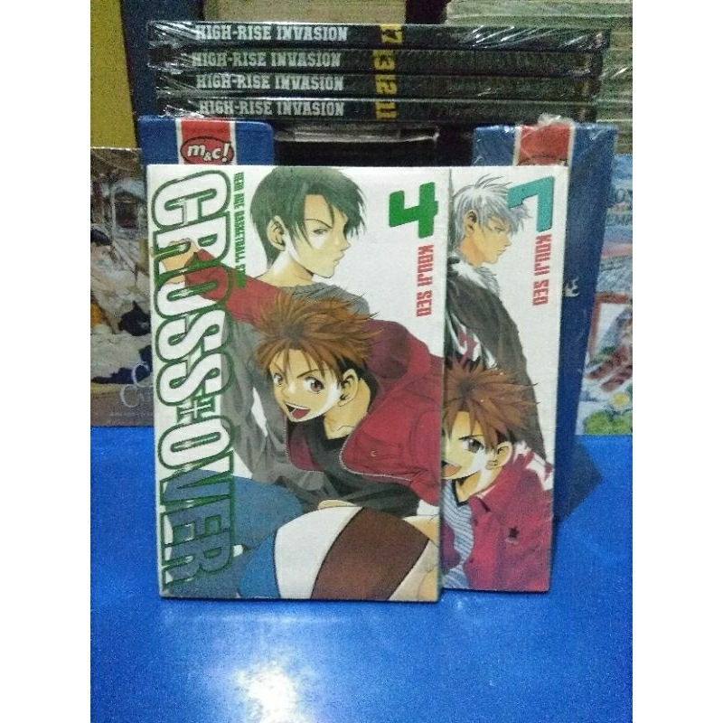Komik Cross Over