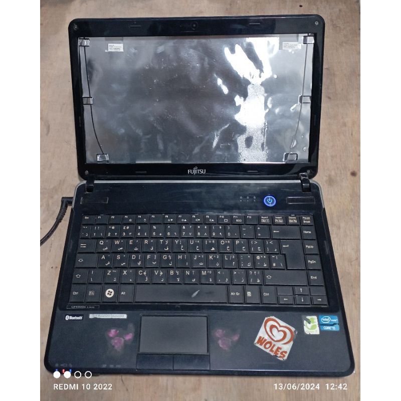 Laptop Fujitsu Lifebook L series Intel Core i5 minus fleksibel LCD rusak dan tidak ada LCD