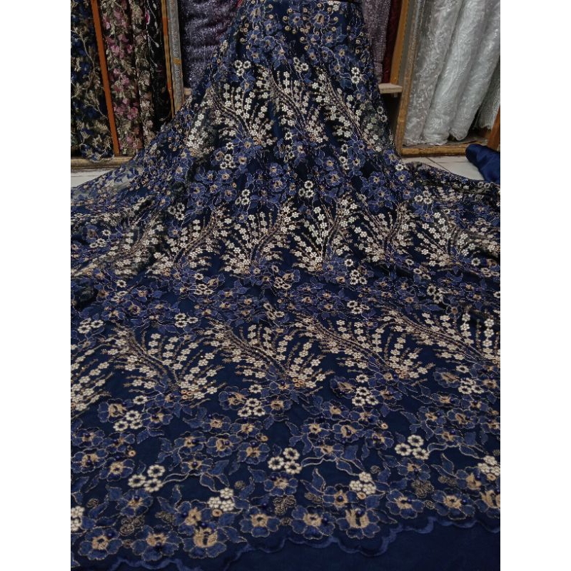 BAHAN TILE BUNGA RAMBAT / TILE AKAR