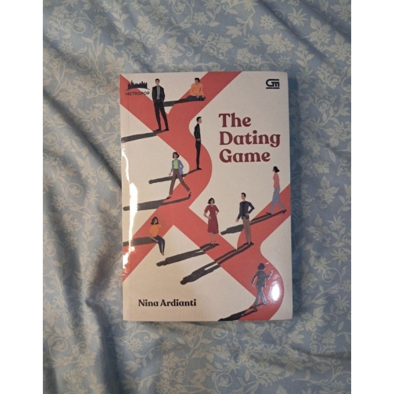 

Preloved novel The Dating Game & Salt to the sea