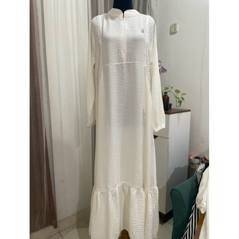 Gamis wanita dress wanita putih bahan katun busui friendly wudhu friendy