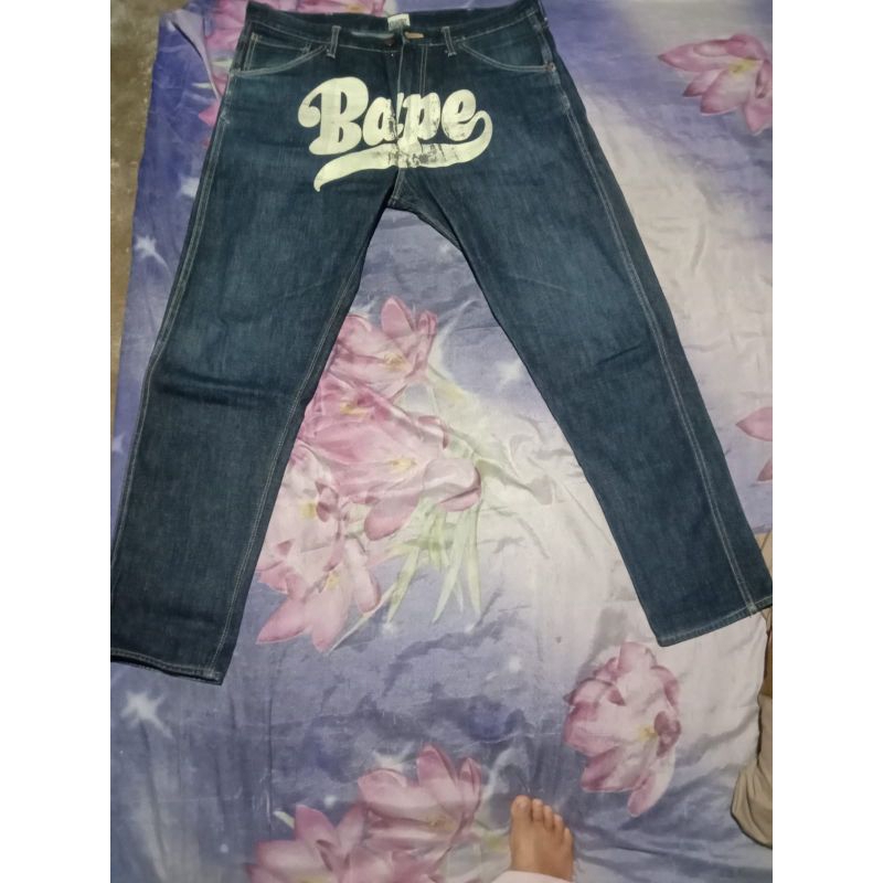 jeans a bathing ape (bape)