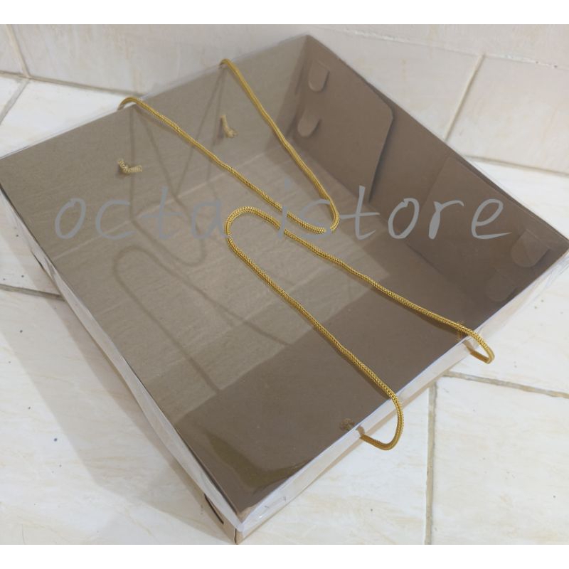 

BOX CRAFT MIKA 25x25x10 350gsm KOTAK TUTUP MIKA PAKAI TALI