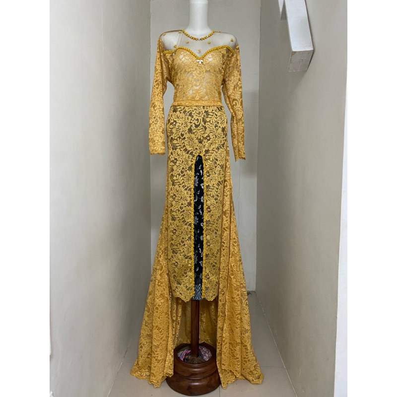 gaun pengantin modern/gaun pengantin wanita/gaun wanita/baju pengantin/baju pengantin ekor