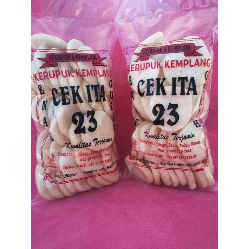 

Kerupuk kemplang Khas Palembang Cek Ita 23, Kemplang kancing super isi 1kg/1000 gr