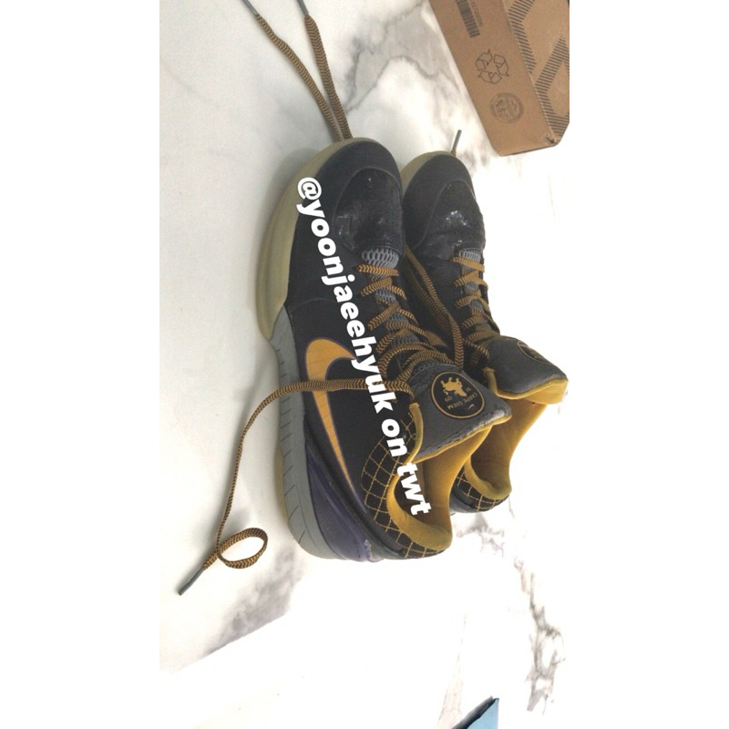 sepatu basket Nike Kobe 4 Protro Carpe Diem