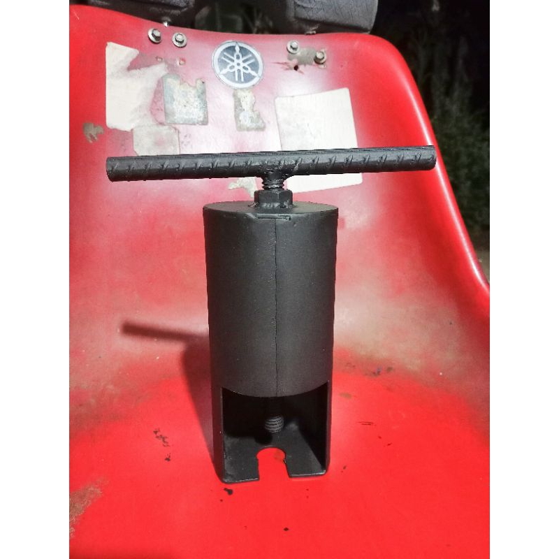 Traker pembuka bearing