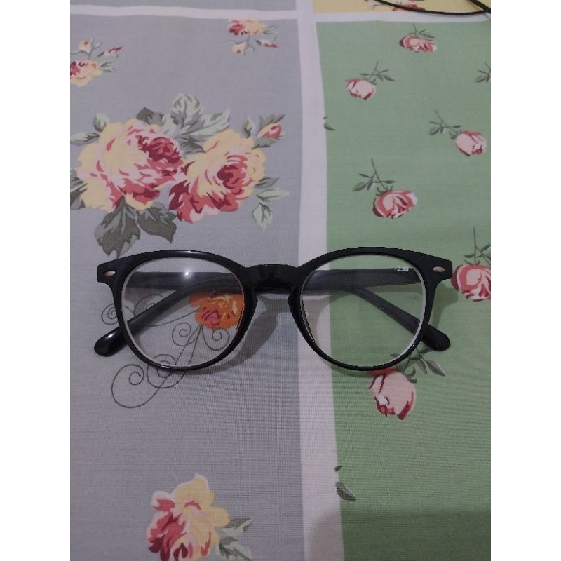 Kacamata minus wanita minus 2.50