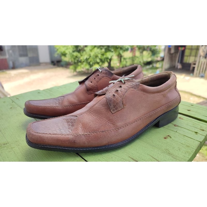 sepatu kulit pria second