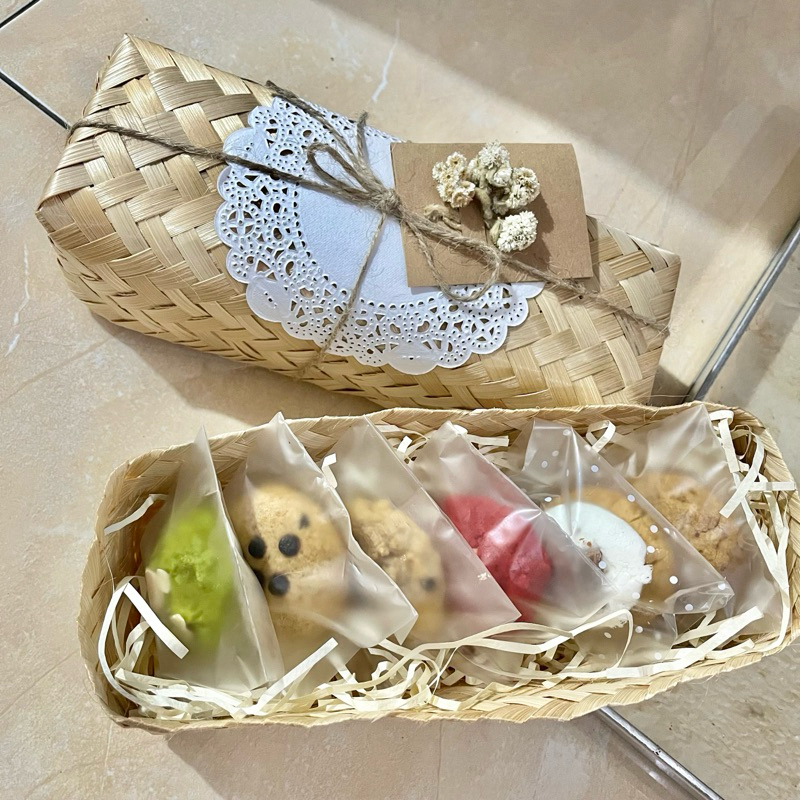 

Cookies hampers