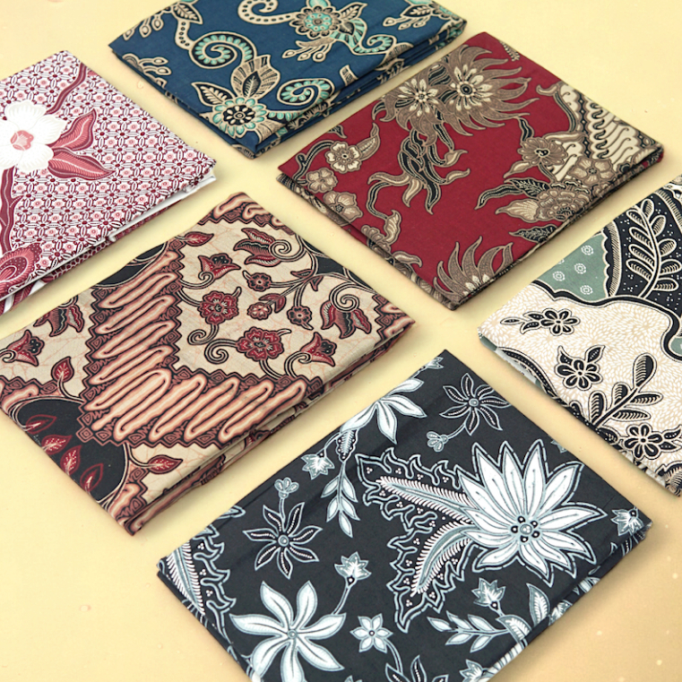 KAIN BATIK KATUN HALUS PRIMISIMA MOTIF BUNGA/DAUN/ABSTRAK WARNA HITAM/MERAH/BIRU/DLL