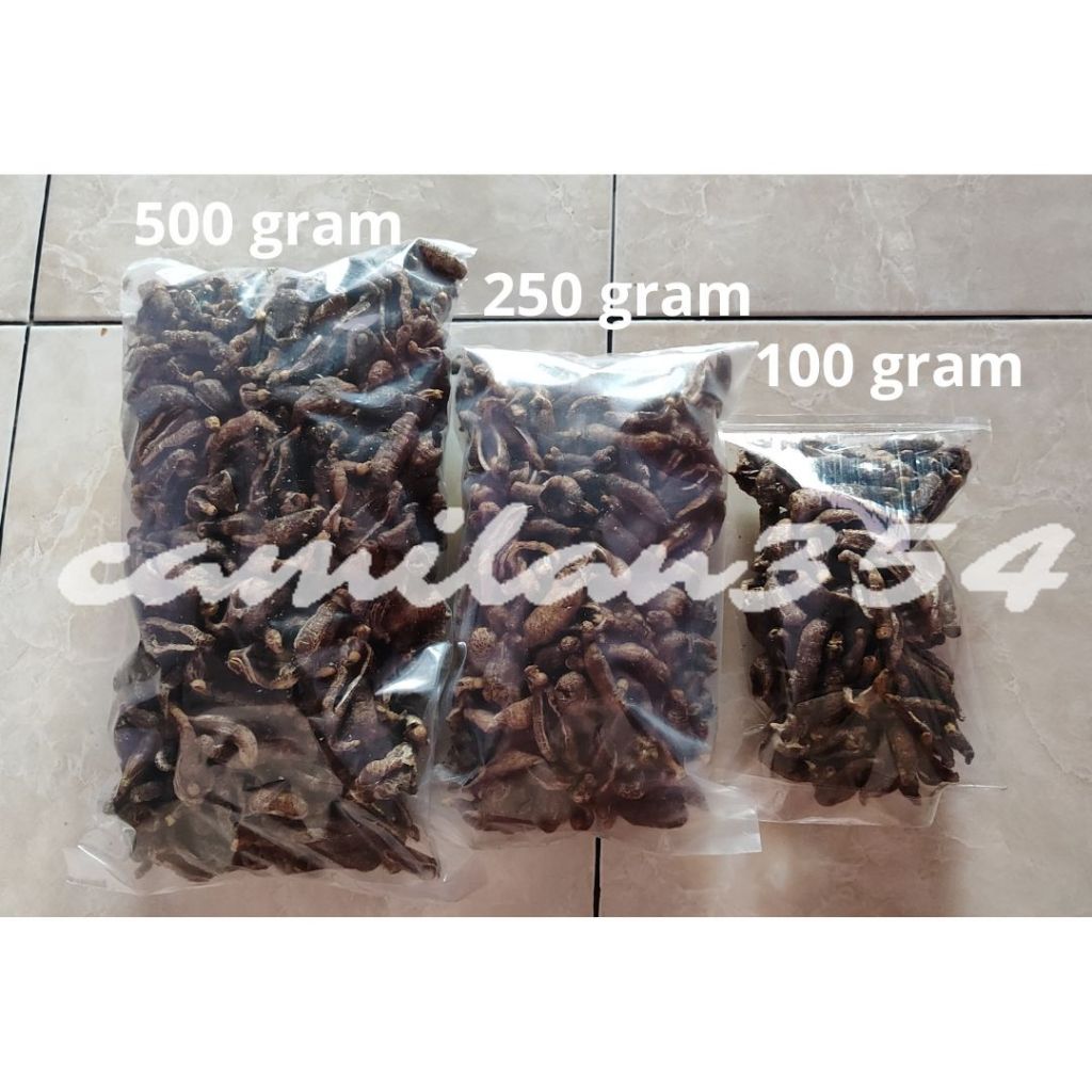 

XMASTER [250GRAM] KERUPUK TERIPANG HITAM SIAP MAKAN - 250GRAM / KERIPIK TRIPANG TERUNG BLONYO GURIH