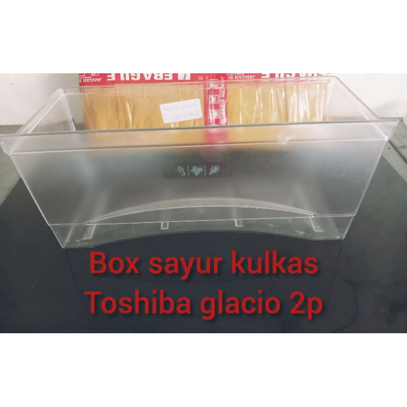 BOX KULKAS.BOX TEMPAT SAYUR/BUAH. KULKAS TOSHIBA GLACIO 2PINTU SECOND ORIGINAL