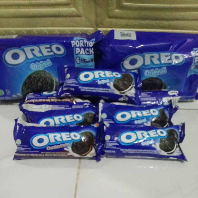 

oreo original dan chocolate creme 64.4 gr